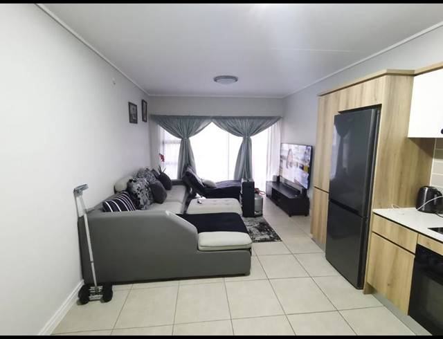 2 BEDROOM PROPERTY TO RENT IN LINBRO PARK